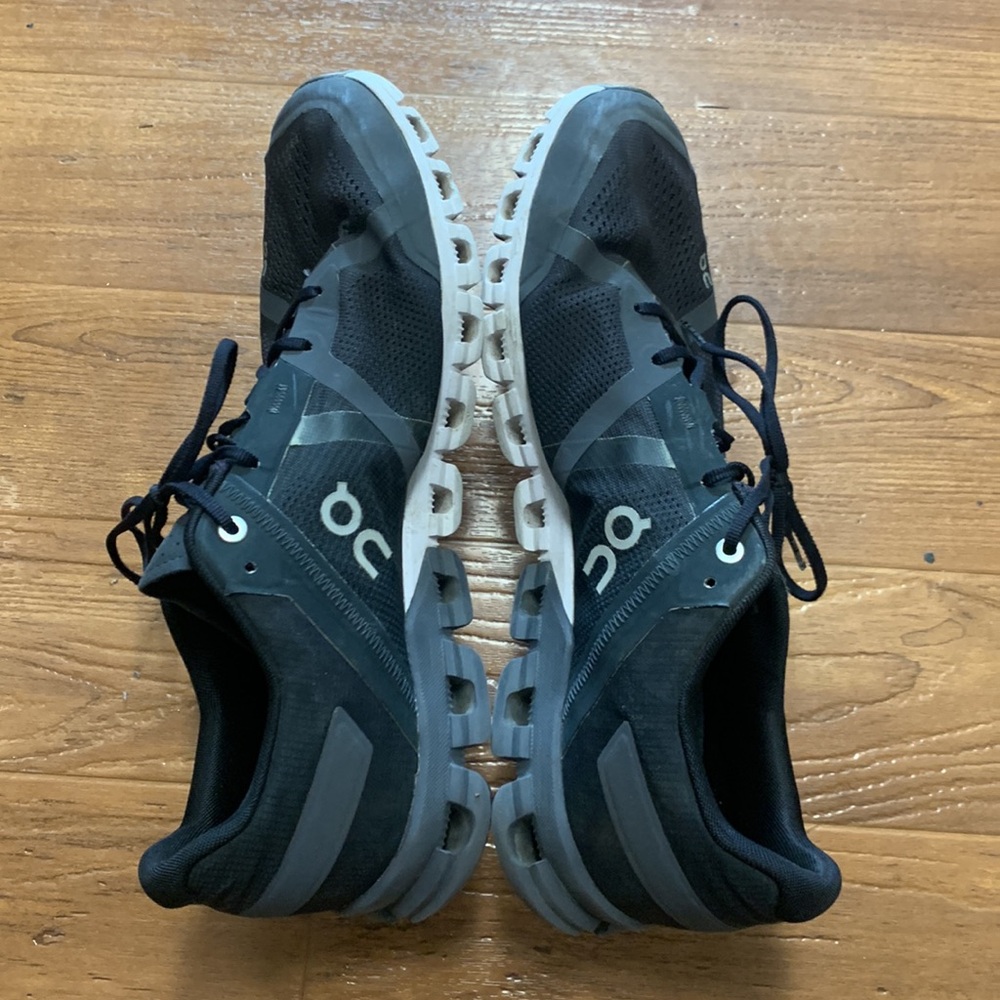 On Running Men's Black Cloud Sneakers - Picture 4 of 10
